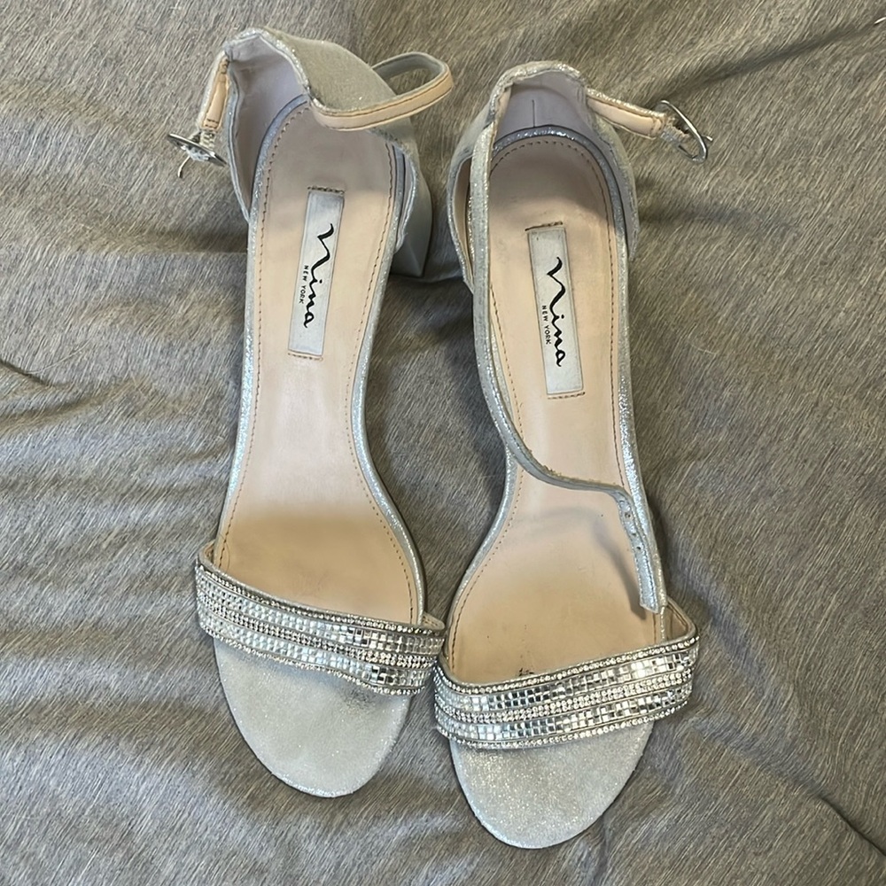 Nina New York crystal size 11